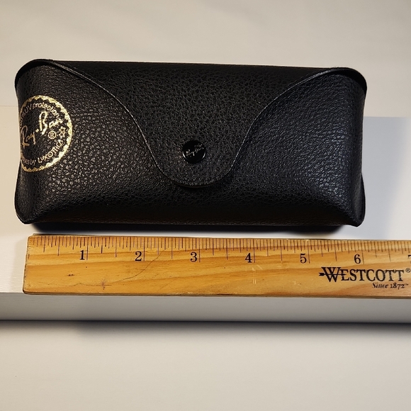 Ray-Ban Black Leather Sunglasses Case - Picture 5 of 6